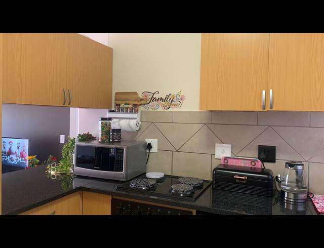 2 BEDROOM SECTIONAL TITLE FOR SALE IN CLARINA